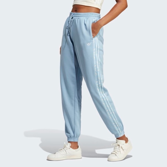 adidas Originals Pants - Adidas Originals Print Joggers!